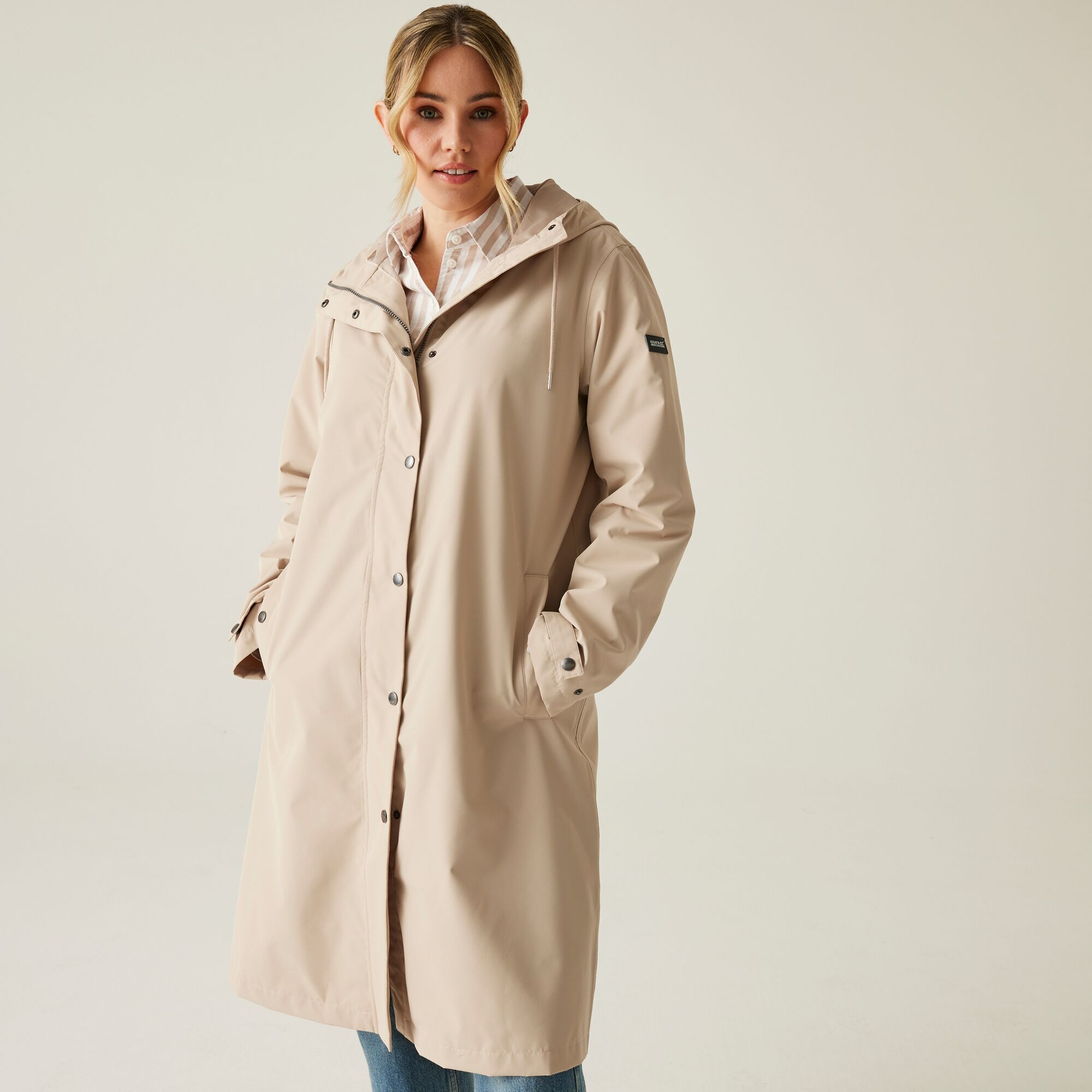 Regatta Women's Weather-resistant Reinna Long Waterproof Jacket White Pepper, Size: 20