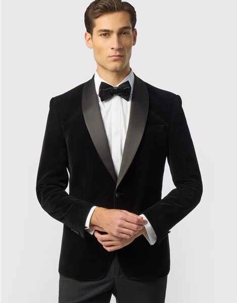 Antique Rogue Slim Fit Black Velvet Jacket