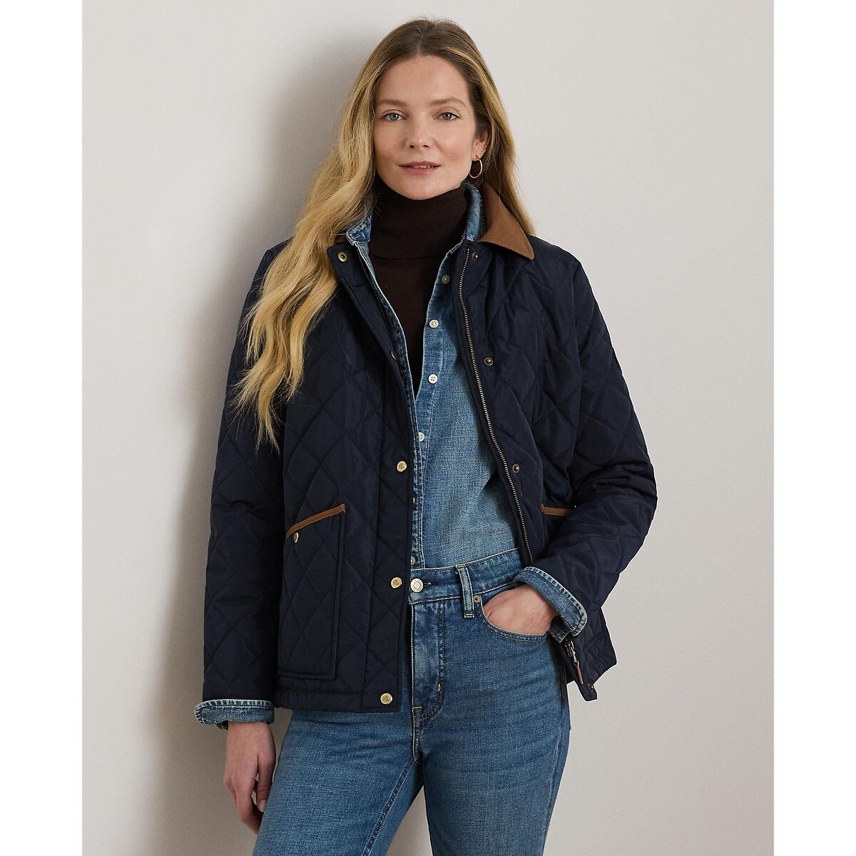 Short Diamond Quilted Jacket